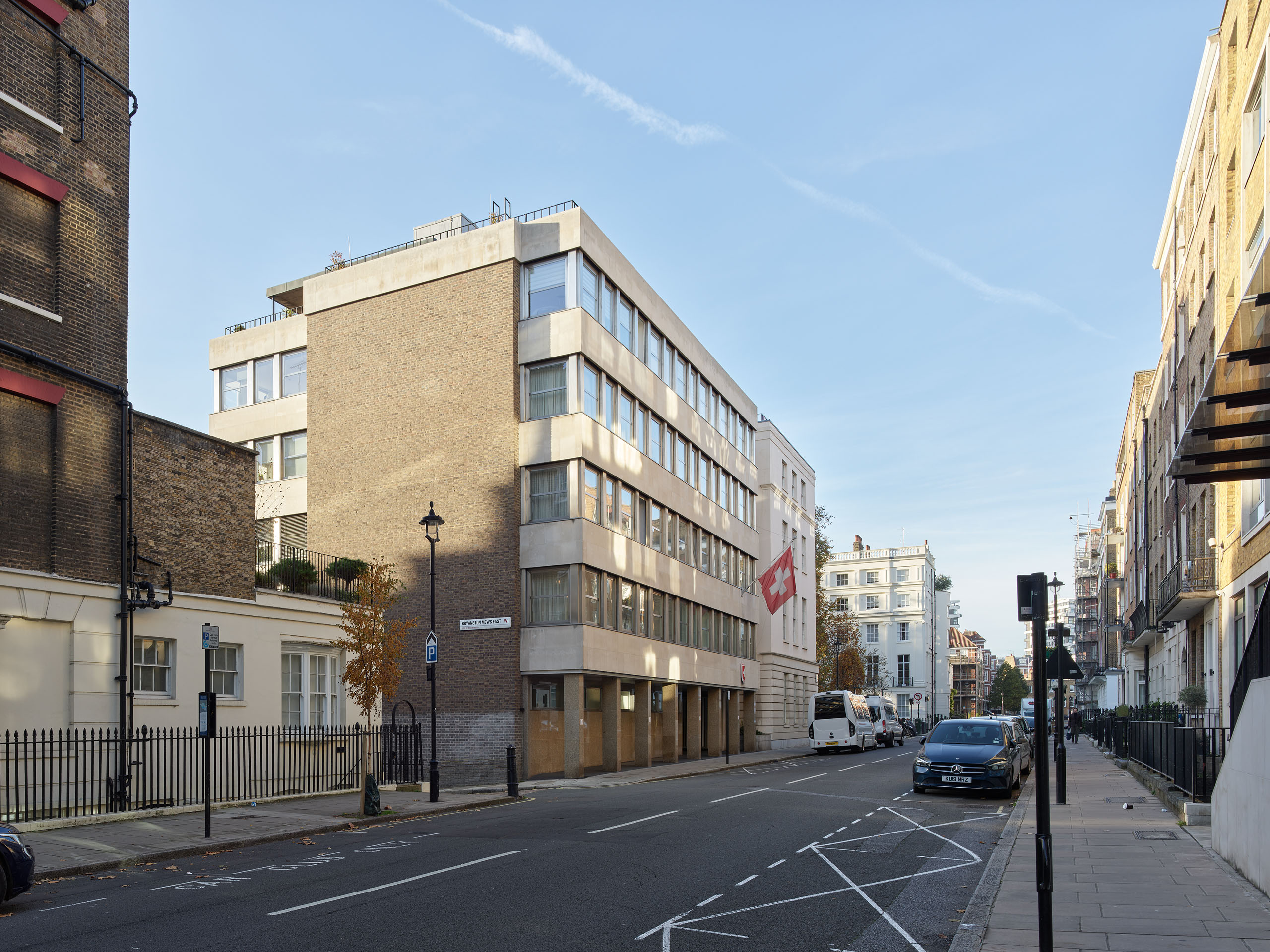 Ahp0008 exterior 005325 J2560